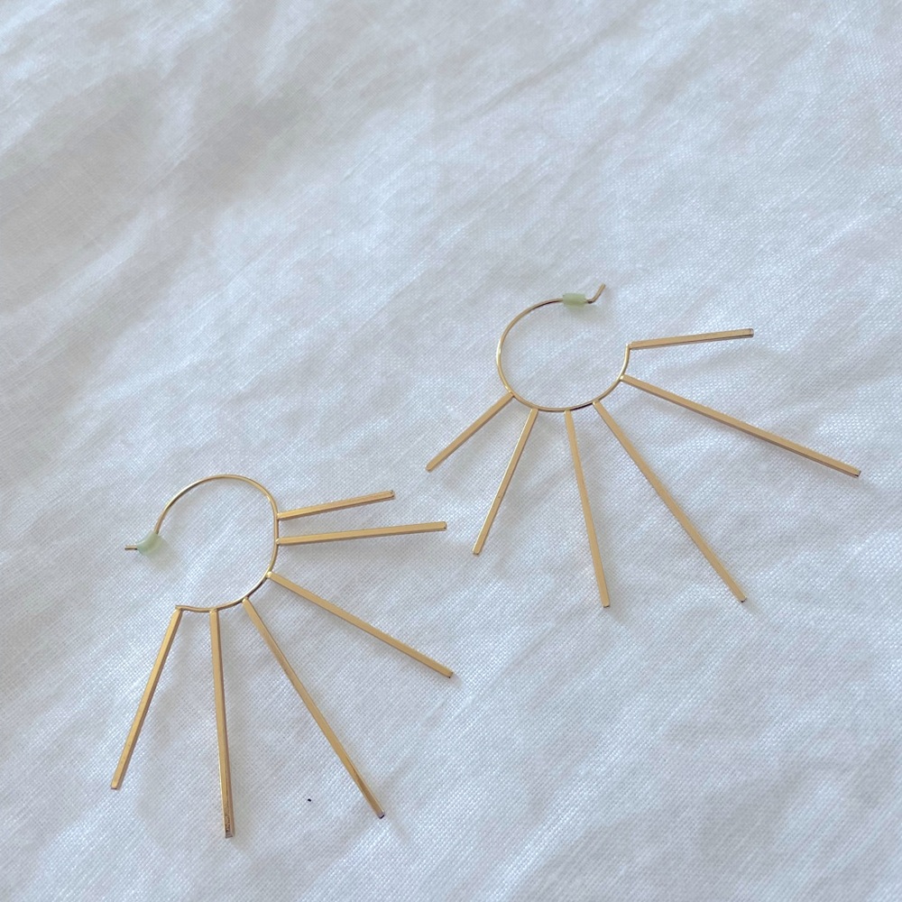 Elegant Gold Sunburst Earrings